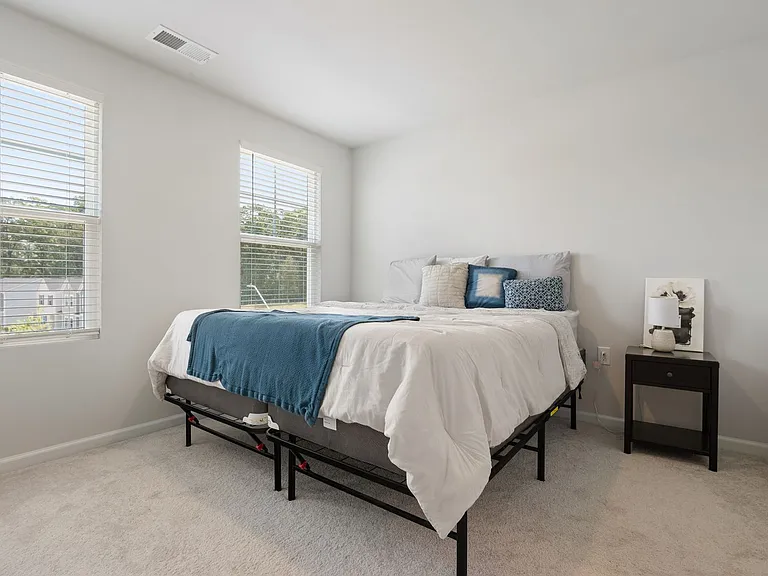 2500 Chert Ln — Photo 18