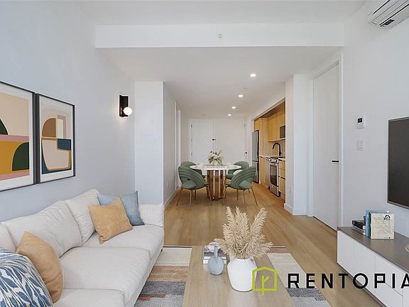 2nd image of 1010 Pacific St APT 518