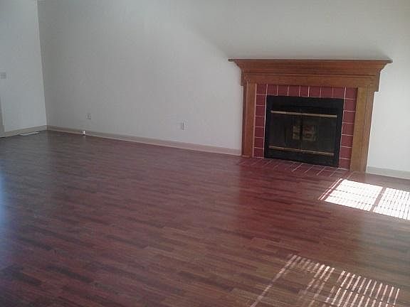 5th image of 1614 Briarwood Dr