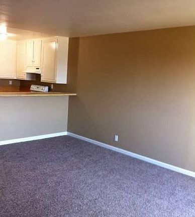 4th image of 6930 Hyde Park Dr Unit 224