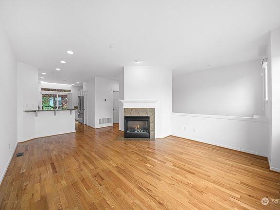 3rd image of 15413 135th Place NE #29B