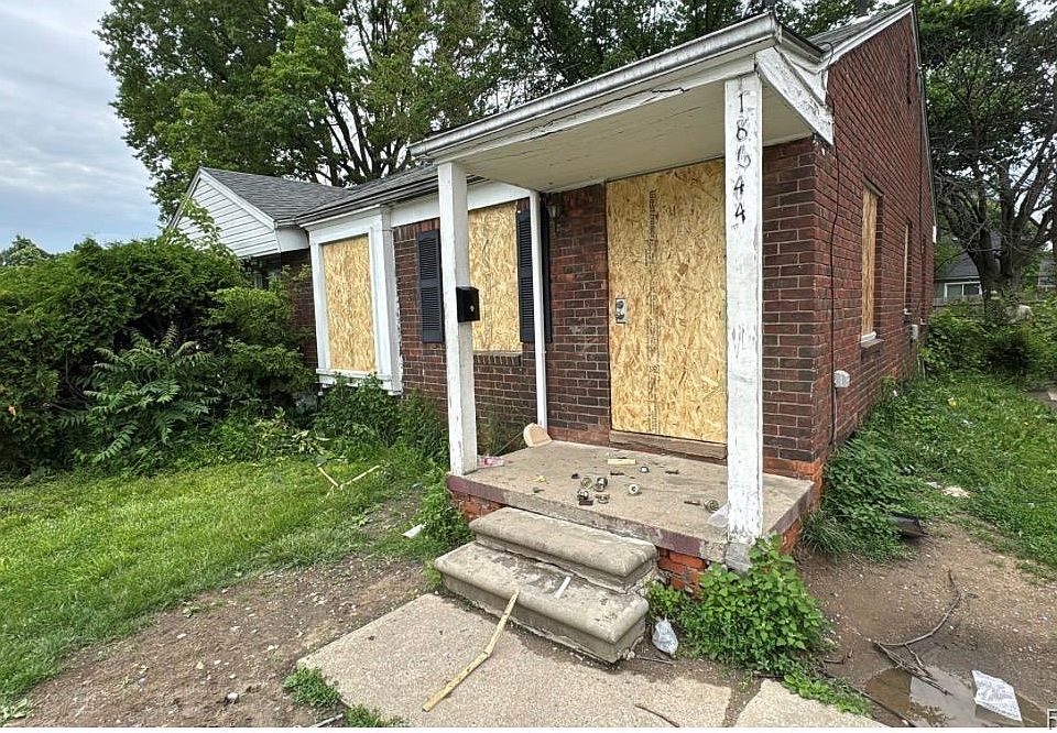 1st image of 18644 Kelly Rd