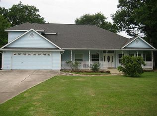 8966 Navigation Cir, Montgomery, TX 77316