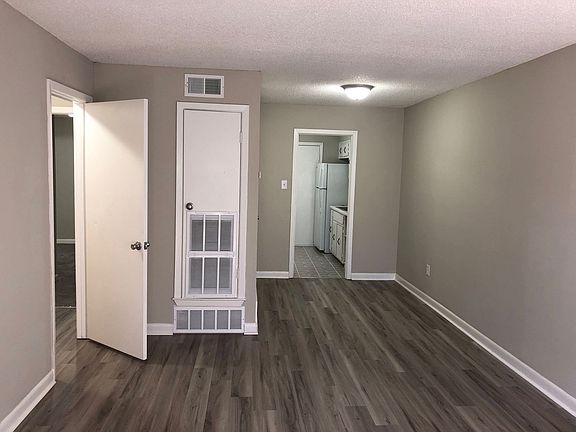 3rd image of 2783-2799 Beverly Hill St #2789-007
