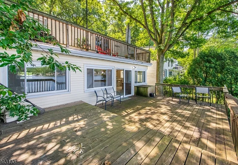 21 E Shore Rd — Photo 19