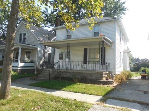 1st image of 1109 Stilwell Ave