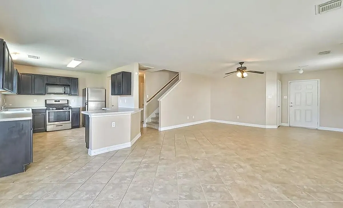 Building Photo - 18211 Temple Hill Ln