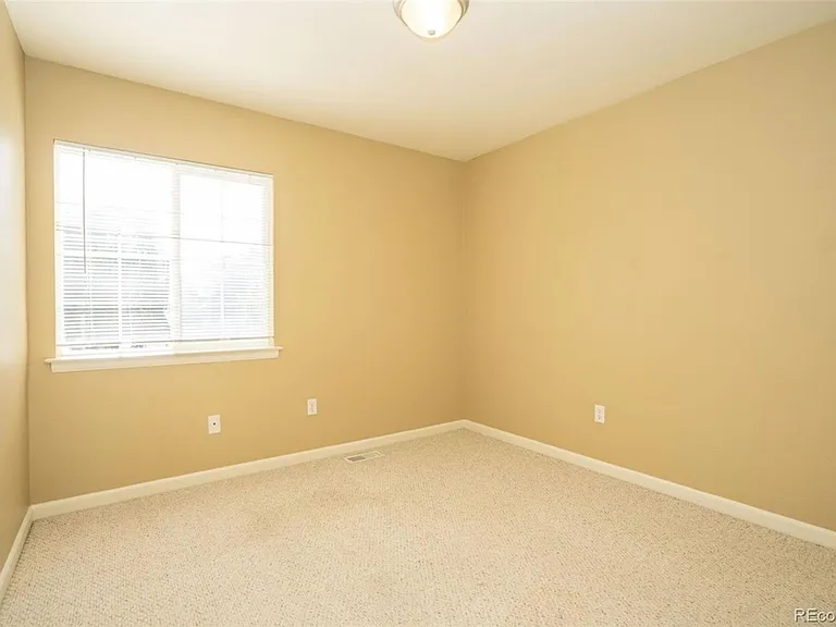 1917 Wildrose Dr — Photo 17