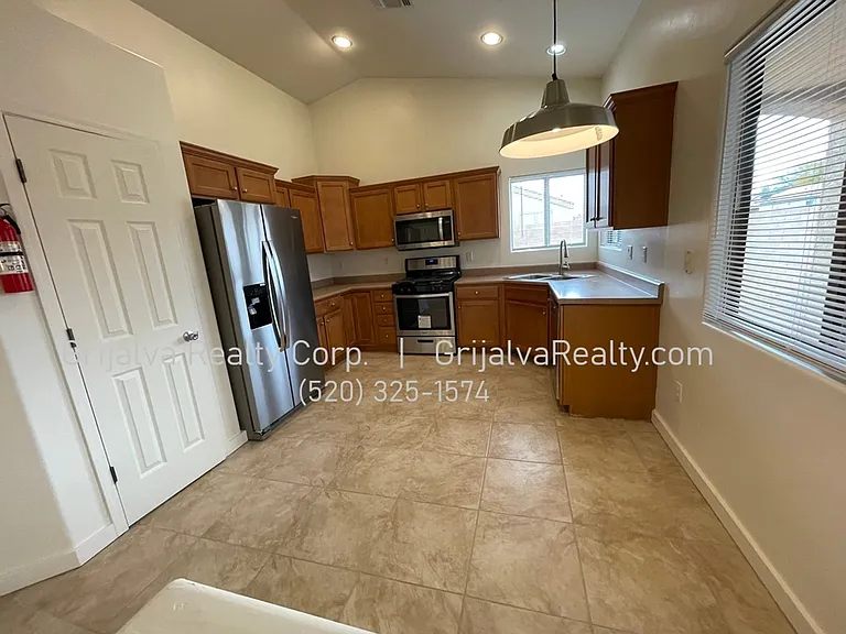 6745 W Brightwater Way — Photo 5