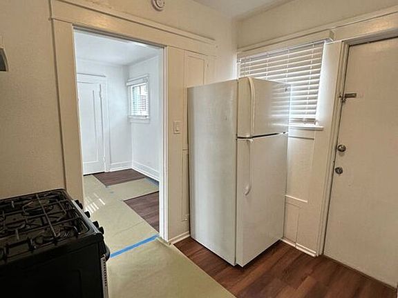 5th image of 445 Dawson Ave APT 2