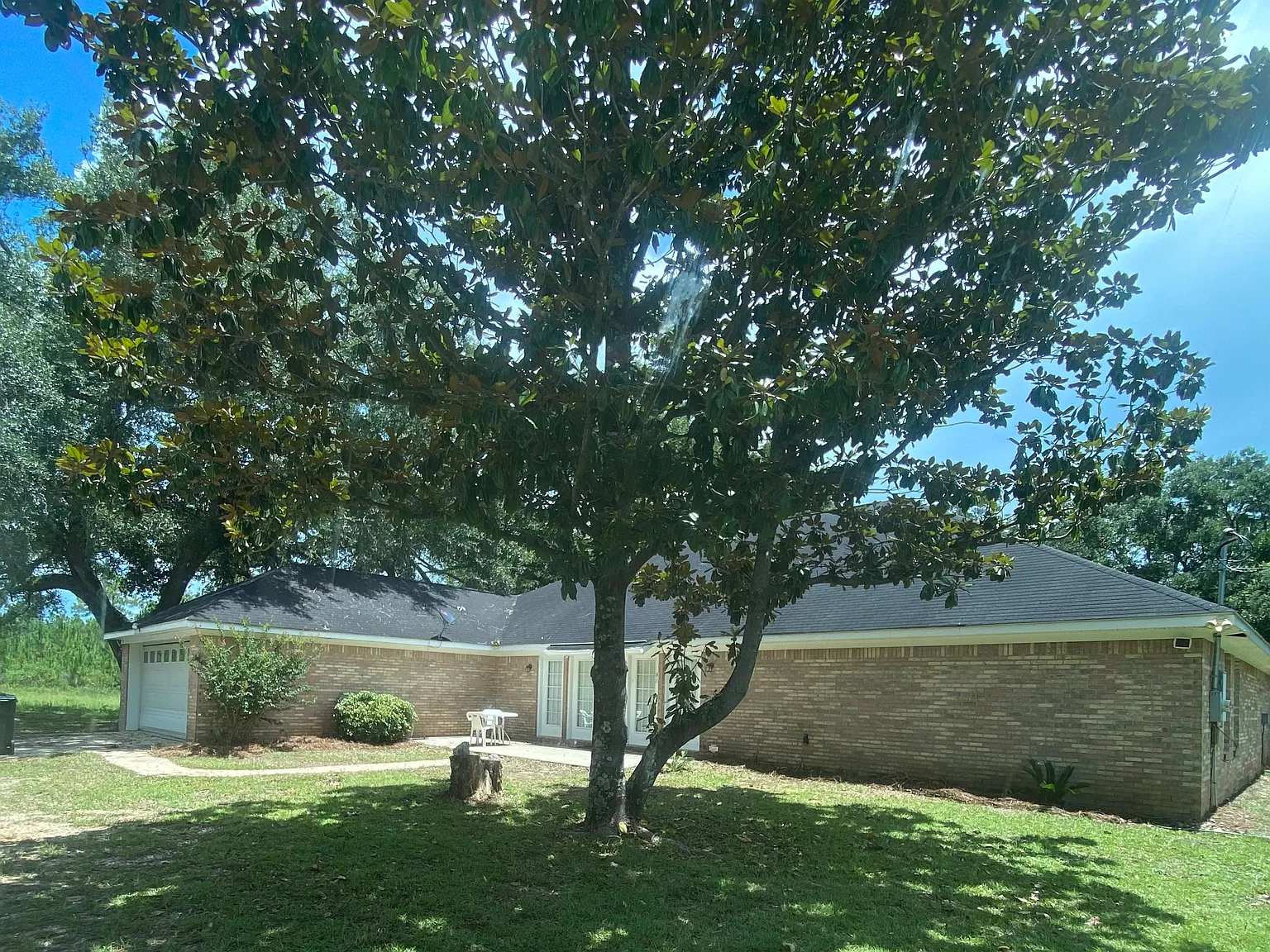 4 bed, 3000 sqft, $2,650 — Photo 1
