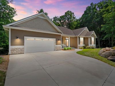 102 Jacks Hillside COURT, Random Lake, WI, 53075