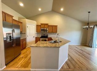 598 E Washakie St, Meridian, ID 83646