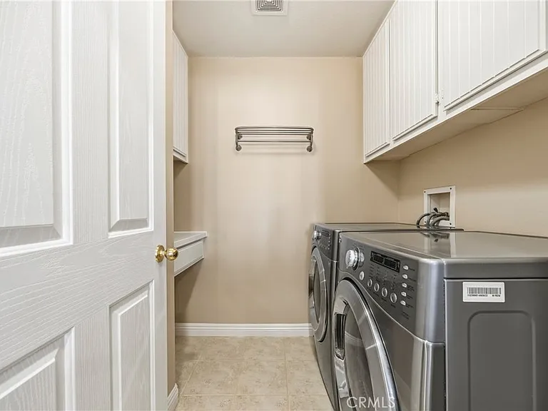 56 Turnbury Ln — Photo 22