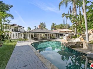 9023 Alto Cedro Dr, Beverly Hills, CA 90210