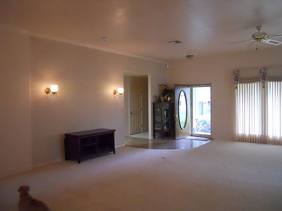 4th image of 1010 N Boundary St