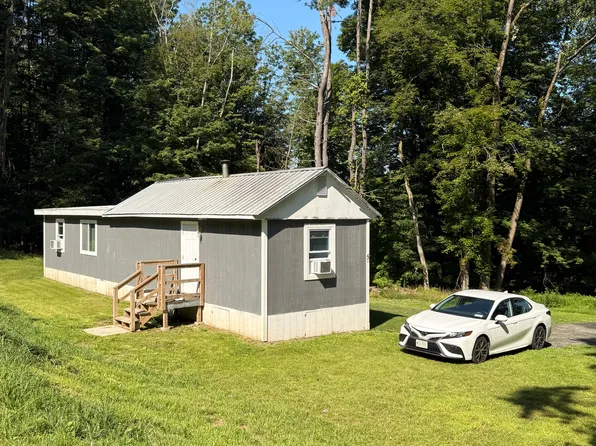 210 Port Ben Rd #5, Wawarsing, NY 12489