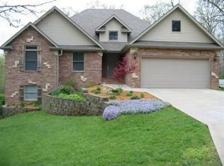 3709 N Vera Cruz Dr, Springfield, MO 65803