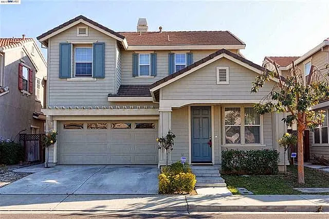 216 Elias Dr