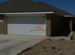 1304 Mission Dr #B, Clovis, NM 88101