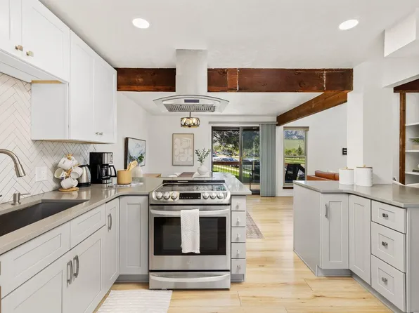 4100 Greenbriar Blvd, Boulder, CO 80305