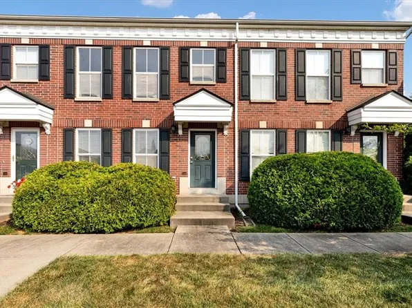 3452 SW Arborway Dr, Lees Summit, MO 64082