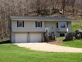 Home for Sale in Boscobel, Wisconsin $179,900