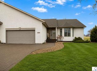 2142 Arlington Ln, North Mankato, MN 56003