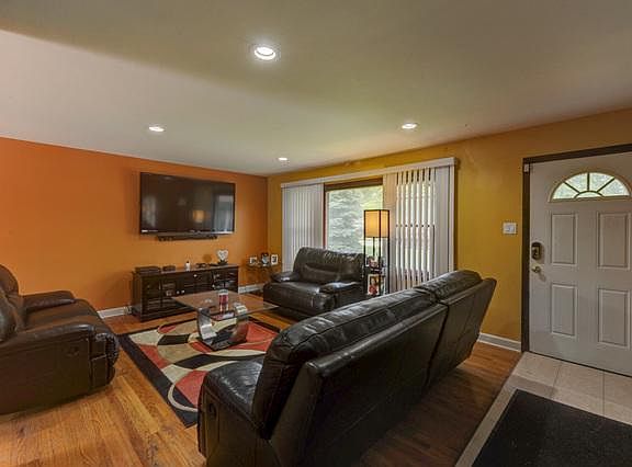 2nd image of 15662 Dante Dr