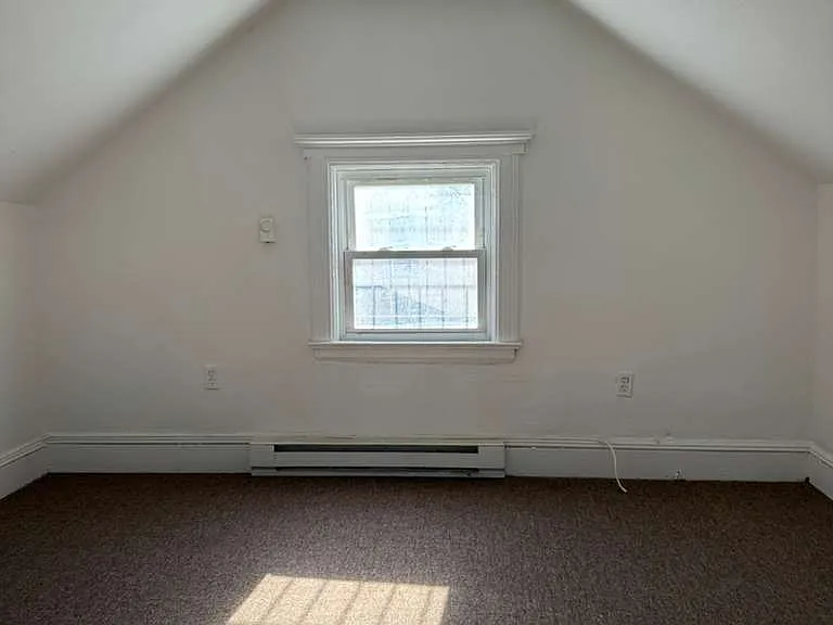 681 E 28th St #2 — Photo 7