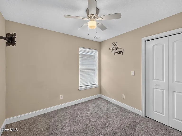 934 Boyd Ln — Photo 16
