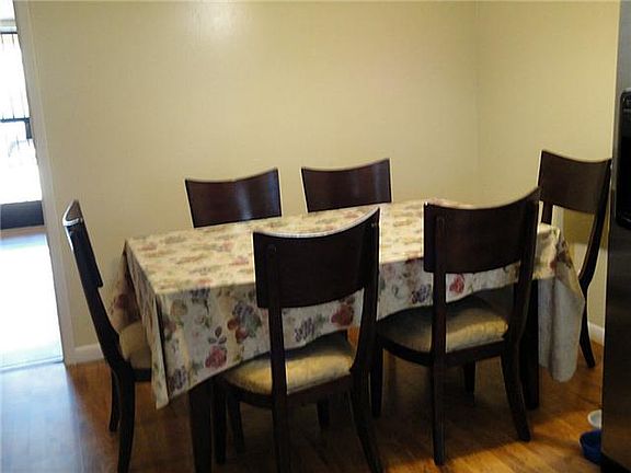 5th image of 3317 Wedgewood Dr