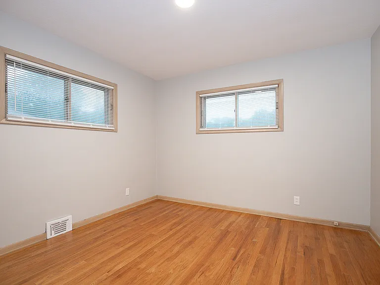 4365 Adrian Rd — Photo 18