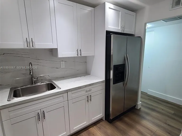 17570 Atlantic Blvd #501 — Photo 2