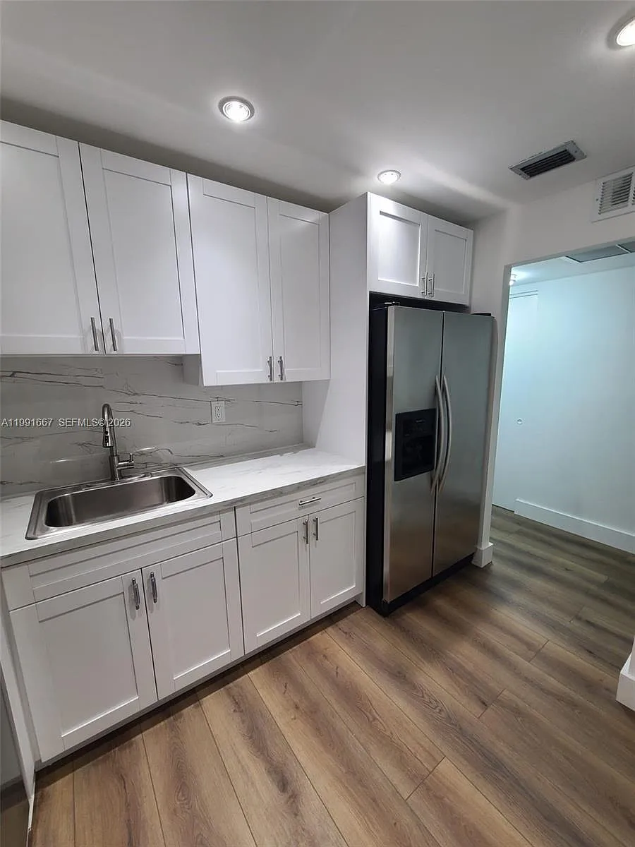 Building Photo - 17570 Atlantic Blvd #501