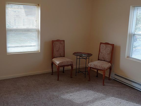 4th image of 923 Windsor Ave APT 4