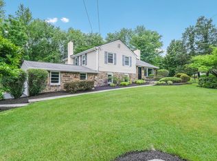 816 Warren Rd, Ambler, PA 19002
