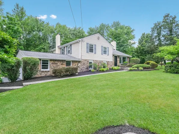 816 Warren Rd, Ambler, PA 19002