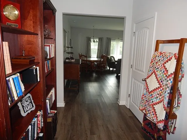 229 Carvel Trl — Photo 12