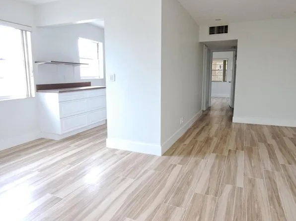 11 Kingswood E #11, West Palm Beach, FL 33417