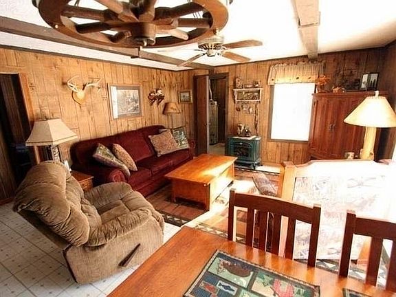 3rd image of 1715 W Carpenter Lake Rd #W