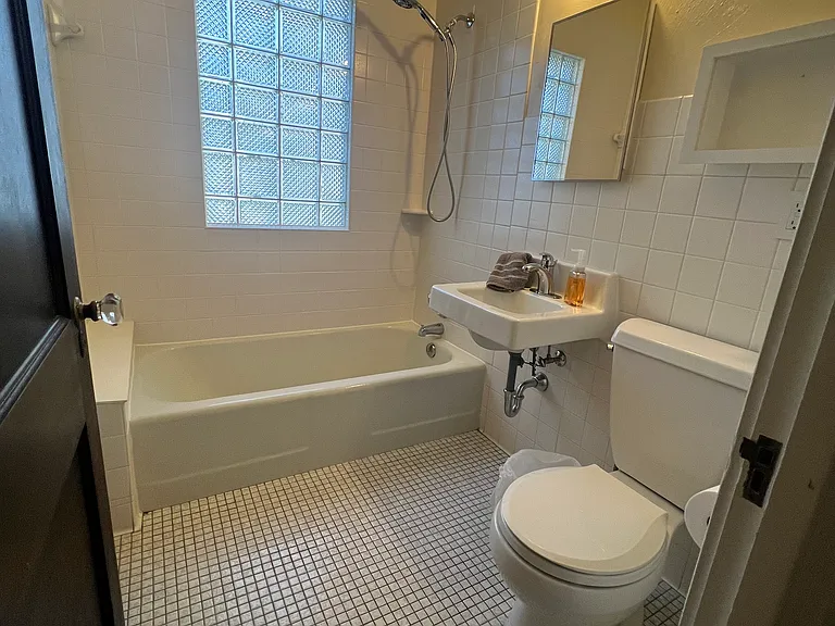 2700 Ulysses St NE #1 — Photo 3