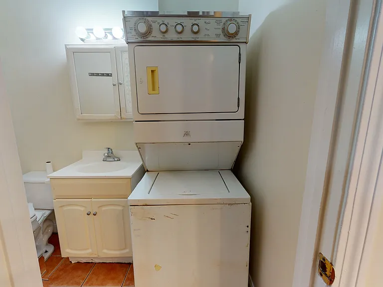 15-2 Linden St — Photo 15
