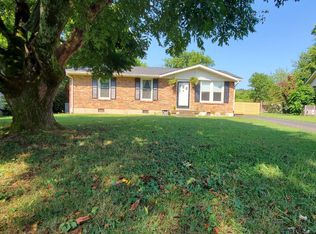 104 Carden St, Hendersonville, TN 37075