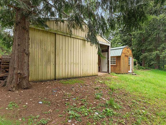 5th image of 31484 SE Woodland Rd