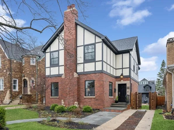 5912 N Kostner Ave, Chicago, IL 60646