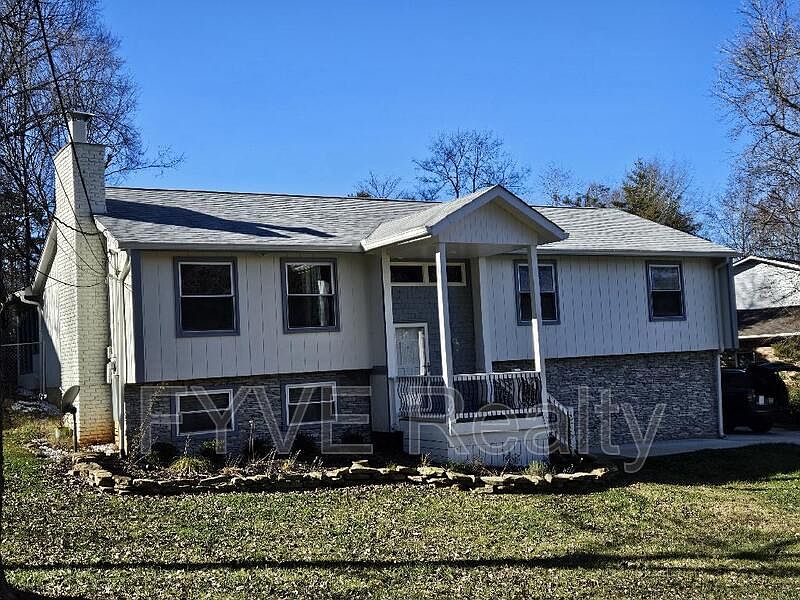 2nd image of 509 Echo Springs Rd