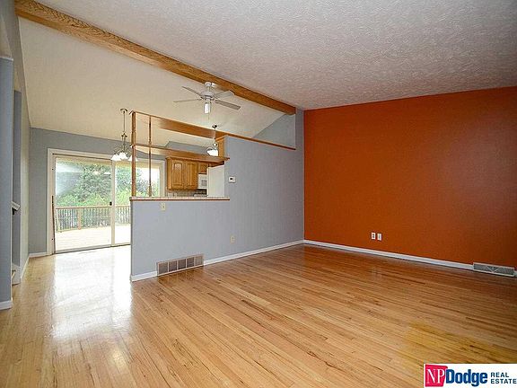 5th image of 2509 Cornelia St