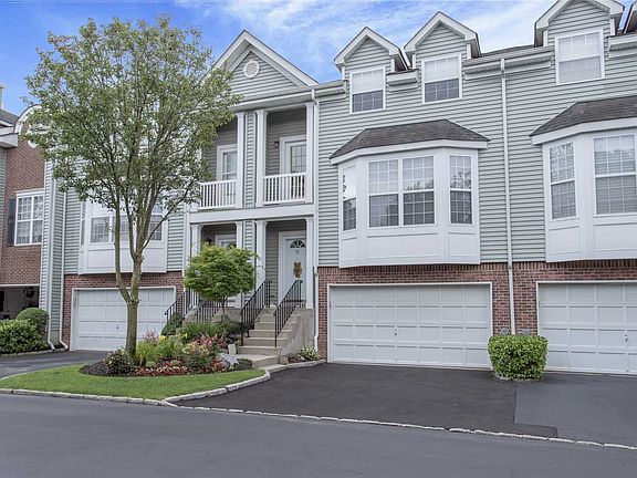 5th image of 97 Paddington Cir