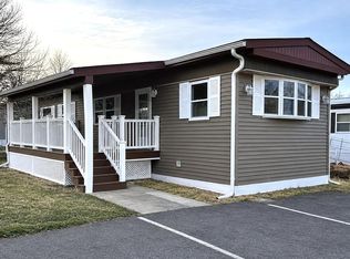 875 W Grand River Ave #79, Williamston, MI 48895